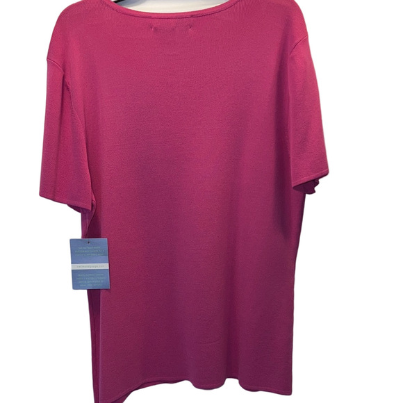 Gable & Gauge Tulip/Fuchsia Short Sleeve Top - Picture 6 of 6